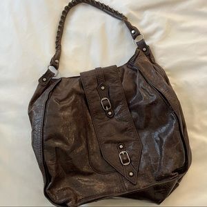 Large handbang in chocolate brown